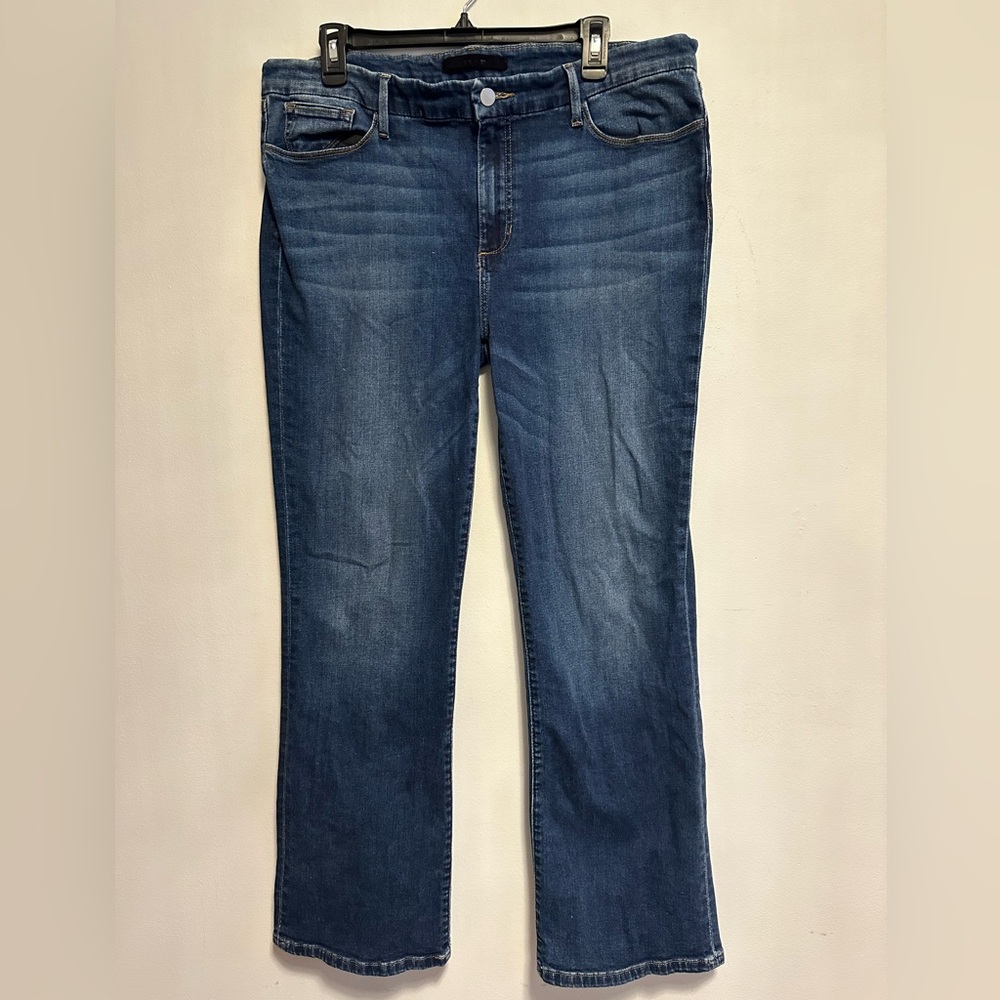 Almost New Joes Jeans Sz 32/16. Bootcut blue jeans